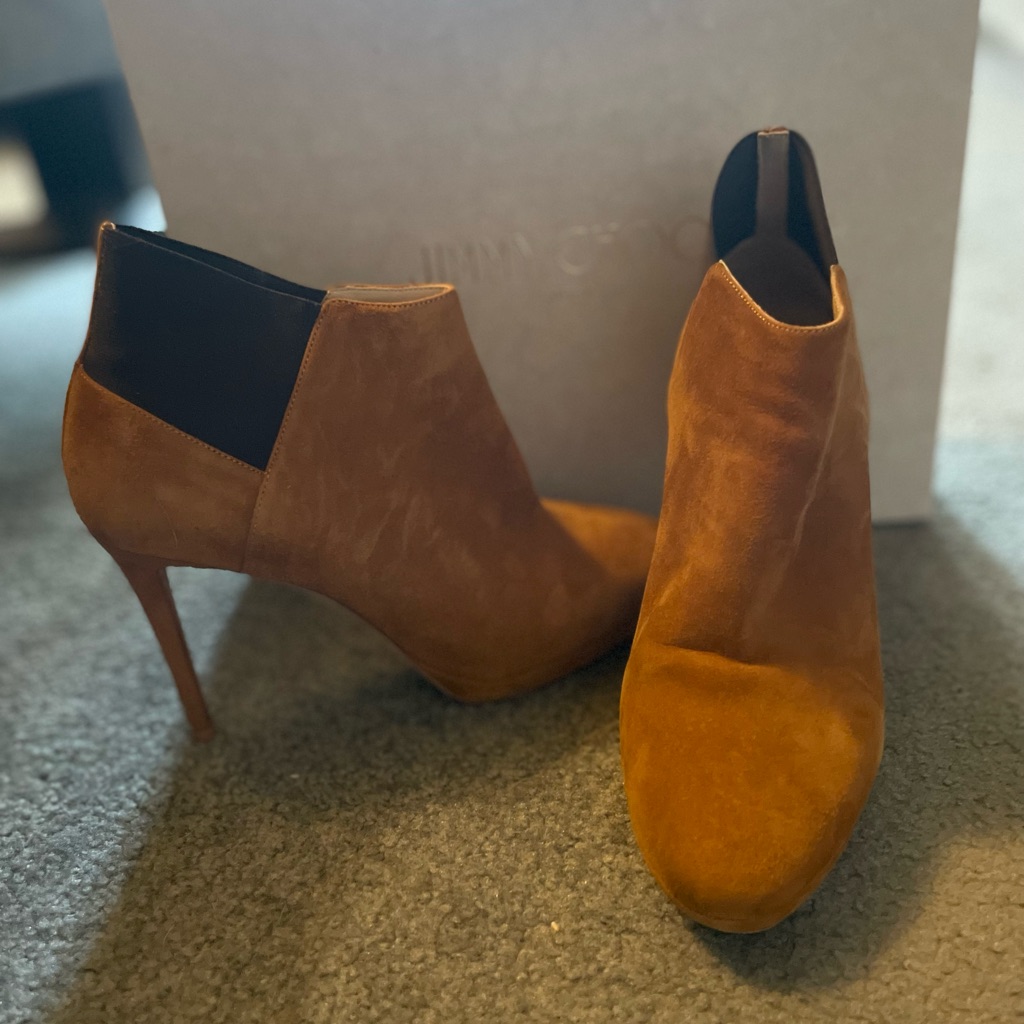 Jimmy Choo-Talula 100- Size 37.5 (7.5)- Canyon